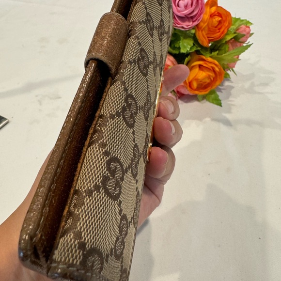 Authentic Gucci wallet - Picture 10 of 11
